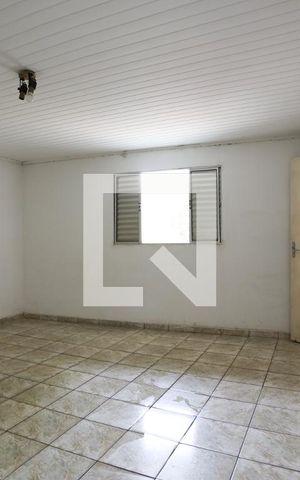 Casa para alugar com 60m², 1 quarto e sem vaga Casa para alugar com 60m², 1 quarto e sem vagaBanheiro da Suíte 1