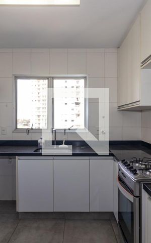 Apartamento à venda com 60m², 2 quartos e 1 vaga Apartamento à venda com 60m², 2 quartos e 1 vagaCozinha e Área de Serviço