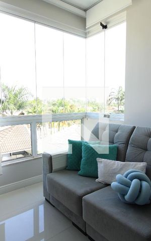 Casa de condomínio à venda com 240m², 3 quartos e 2 vagasSala da Suíte