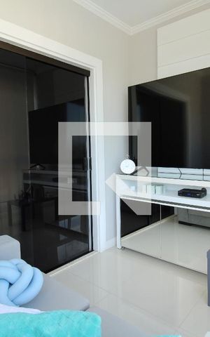 Casa de condomínio à venda com 240m², 3 quartos e 2 vagasSala da Suíte