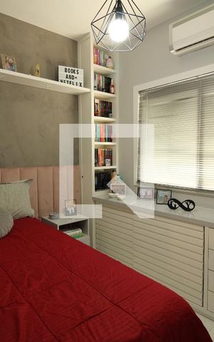 Casa de condomínio à venda com 240m², 3 quartos e 2 vagasQuarto 1