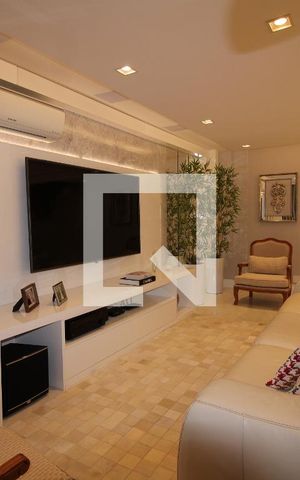 Casa de condomínio à venda com 240m², 3 quartos e 2 vagasSala