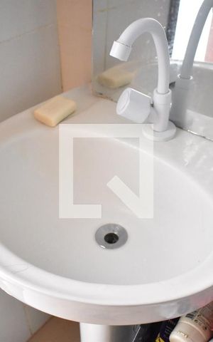 Casa para alugar com 76m², 2 quartos e 1 vagaPia