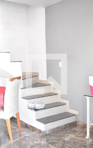 Casa para alugar com 76m², 2 quartos e 1 vagaSala