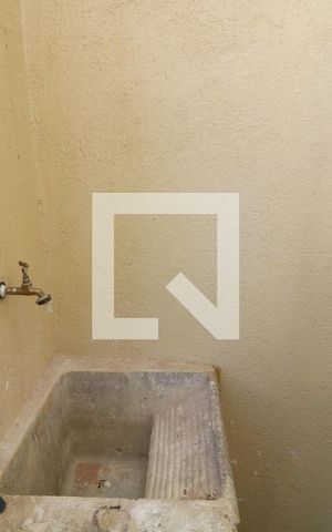 Casa para alugar com 50m², 1 quarto e sem vagaÁrea de Serviço