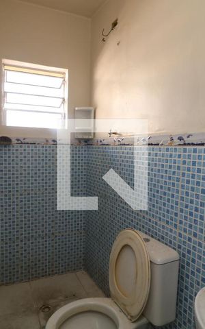Casa para alugar com 50m², 1 quarto e sem vagaBanheiro
