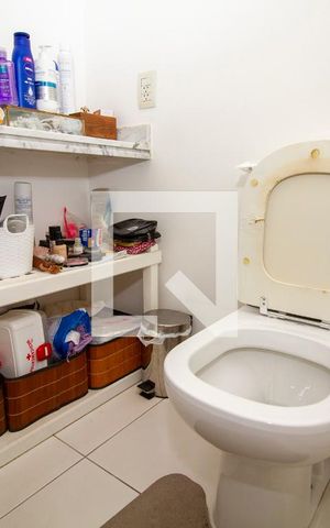 Apartamento à venda com 70m², 2 quartos e 1 vagaBanheiro da Suíte