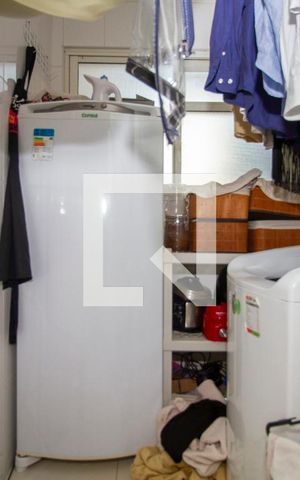Apartamento à venda com 70m², 2 quartos e 1 vagaÁrea de Serviço