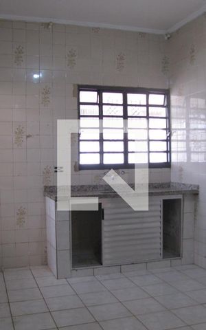 Casa à venda com 126m², 2 quartos e 2 vagasCozinha