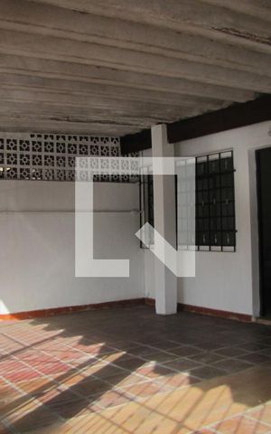 Casa à venda com 126m², 2 quartos e 2 vagasQuintal