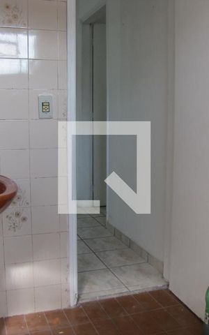 Casa à venda com 126m², 2 quartos e 2 vagasBanheiro