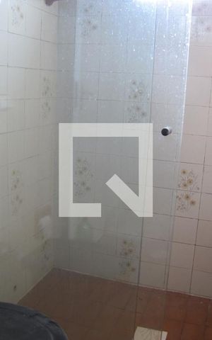 Casa à venda com 126m², 2 quartos e 2 vagasBanheiro