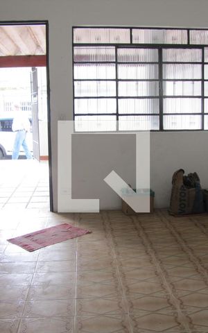 Casa à venda com 126m², 2 quartos e 2 vagasSala