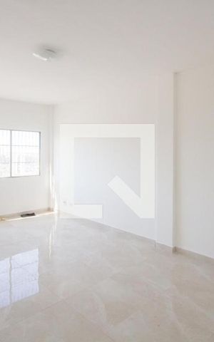 Apartamento à venda com 102m², 2 quartos e sem vaga Apartamento à venda com 102m², 2 quartos e sem vagaSala