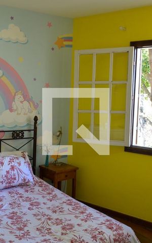 Casa à venda com 320m², 6 quartos e 3 vagas Casa à venda com 320m², 6 quartos e 3 vagasSuíte 2