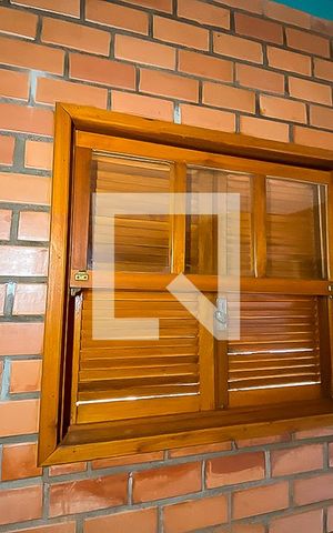 Casa para alugar com 70m², 2 quartos e 2 vagas Casa para alugar com 70m², 2 quartos e 2 vagasSala