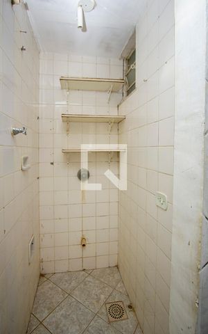Apartamento à venda com 60m², 2 quartos e sem vagaBanheiro de serviço