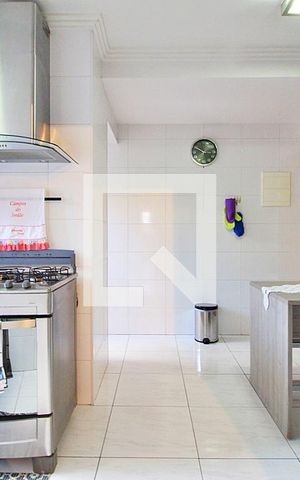 Apartamento à venda com 109m², 3 quartos e 2 vagasCozinha