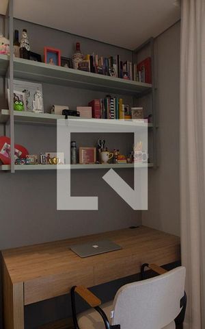 Studio à venda com 43m², 1 quarto e sem vaga Studio à venda com 43m², 1 quarto e sem vagaSala 2