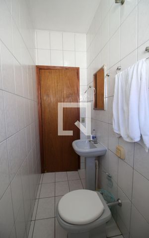 Casa para alugar com 151m², 3 quartos e 2 vagasBanheiro Edícula
