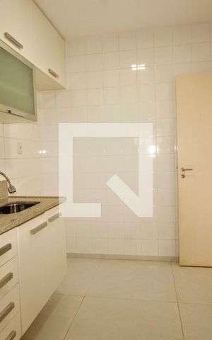 Apartamento à venda com 87m², 3 quartos e 2 vagasCozinha