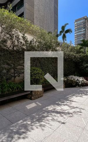 Apartamento à venda com 375m², 3 quartos e 4 vagasÁrea externa