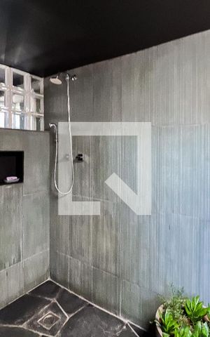 Apartamento à venda com 375m², 3 quartos e 4 vagasBanheiro
