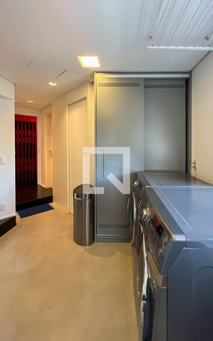 Apartamento à venda com 375m², 3 quartos e 4 vagasÁrea de Serviço