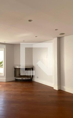 Casa de condomínio à venda com 533m², 4 quartos e 4 vagasSala