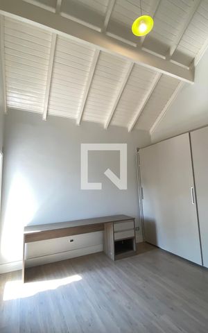 Casa de condomínio à venda com 533m², 4 quartos e 4 vagasSuíte 2