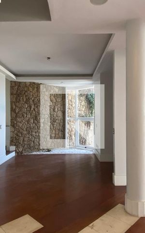 Casa de condomínio à venda com 533m², 4 quartos e 4 vagasSala de Jantar
