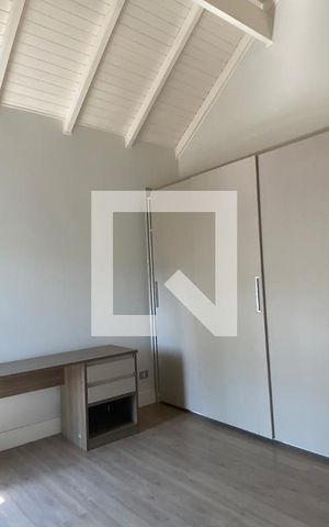 Casa de condomínio à venda com 533m², 4 quartos e 4 vagasSuíte 2