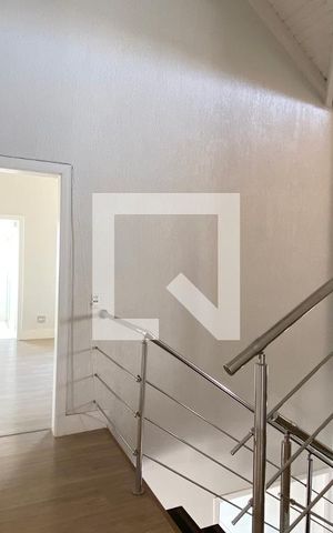 Casa de condomínio à venda com 533m², 4 quartos e 4 vagasHall