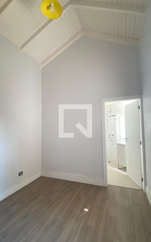 Casa de condomínio à venda com 533m², 4 quartos e 4 vagasSuíte 3