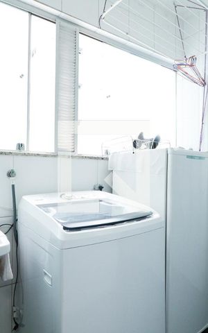 Apartamento à venda com 98m², 2 quartos e 1 vagaÁrea de Serviço