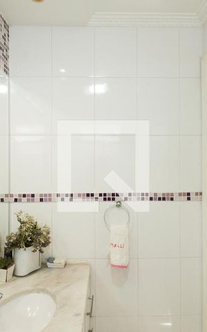 Apartamento à venda com 98m², 2 quartos e 1 vagaBanheiro da Suíte