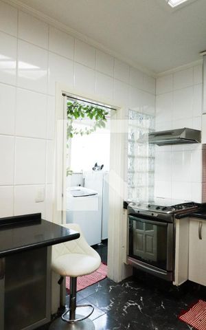 Apartamento à venda com 98m², 2 quartos e 1 vagaCozinha