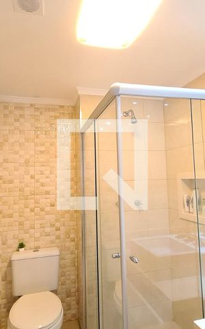 Apartamento à venda com 56m², 2 quartos e 1 vaga Apartamento à venda com 56m², 2 quartos e 1 vagaBanheiro