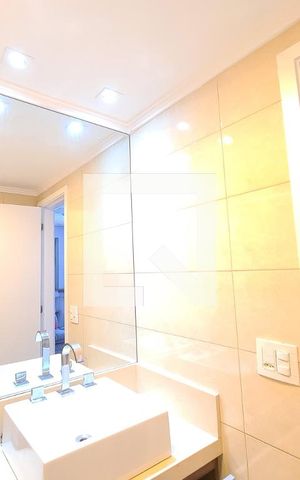 Apartamento à venda com 56m², 2 quartos e 1 vaga Apartamento à venda com 56m², 2 quartos e 1 vagaBanheiro
