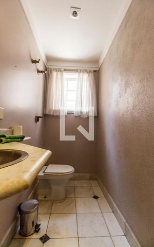 Apartamento para alugar com 349m², 4 quartos e 4 vagas Apartamento para alugar com 349m², 4 quartos e 4 vagasLavabo