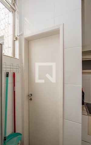 Apartamento à venda com 153m², 3 quartos e 1 vaga Apartamento à venda com 153m², 3 quartos e 1 vagaQuarto de Serviço