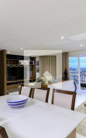 Apartamento à venda com 109m², 3 quartos e sem vaga Apartamento à venda com 109m², 3 quartos e sem vagaSala