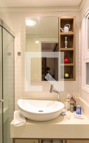 Apartamento à venda com 109m², 3 quartos e sem vaga Apartamento à venda com 109m², 3 quartos e sem vagaBanheiro da Suíte 2