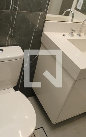Apartamento à venda com 107m², 3 quartos e 2 vagasBanheiro da Suíte 1