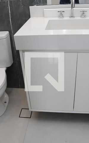 Apartamento à venda com 107m², 3 quartos e 2 vagasBanheiro da Suíte 2