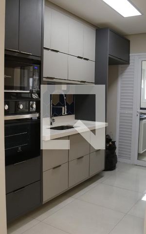 Apartamento à venda com 107m², 3 quartos e 2 vagasCozinha