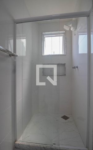 Casa à venda com 400m², 4 quartos e 2 vagas Casa à venda com 400m², 4 quartos e 2 vagasBanheiro do Quarto 3