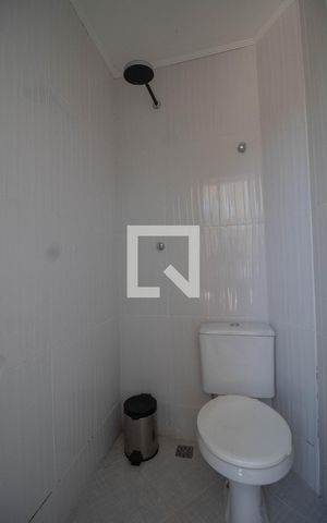 Casa à venda com 400m², 4 quartos e 2 vagas Casa à venda com 400m², 4 quartos e 2 vagasBanheiro - Área Externa