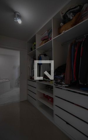 Casa à venda com 400m², 4 quartos e 2 vagas Casa à venda com 400m², 4 quartos e 2 vagasQuarto 3