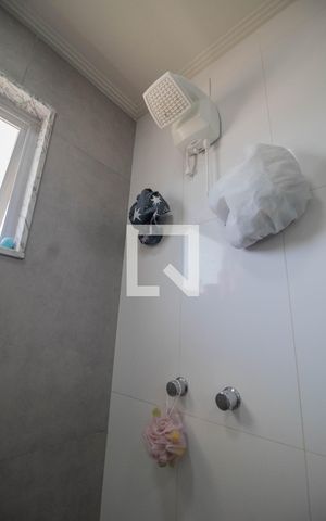 Casa à venda com 400m², 4 quartos e 2 vagas Casa à venda com 400m², 4 quartos e 2 vagasBanheiro do Quarto 2